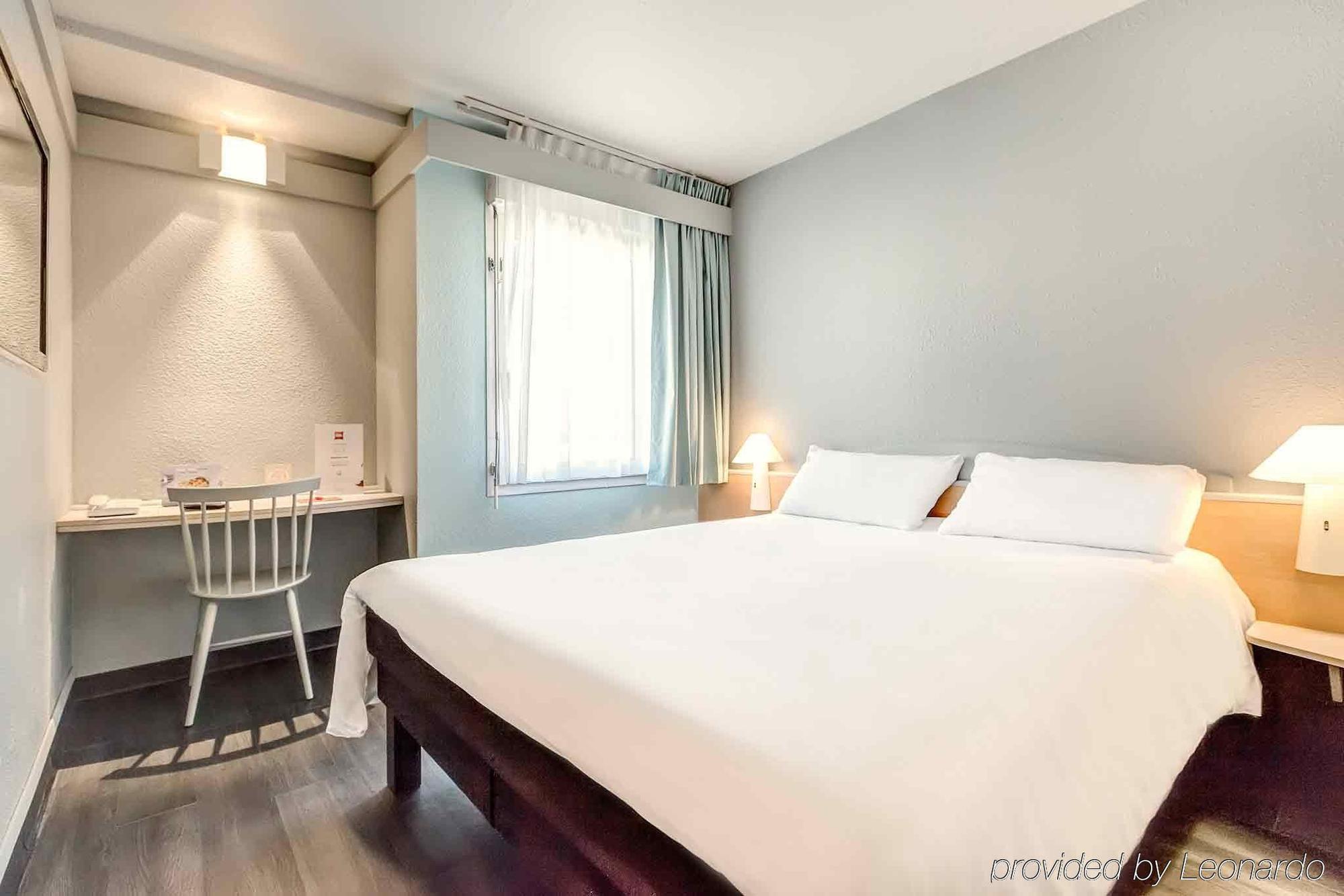 Ibis Agen Centre Gare Hotel Eksteriør billede