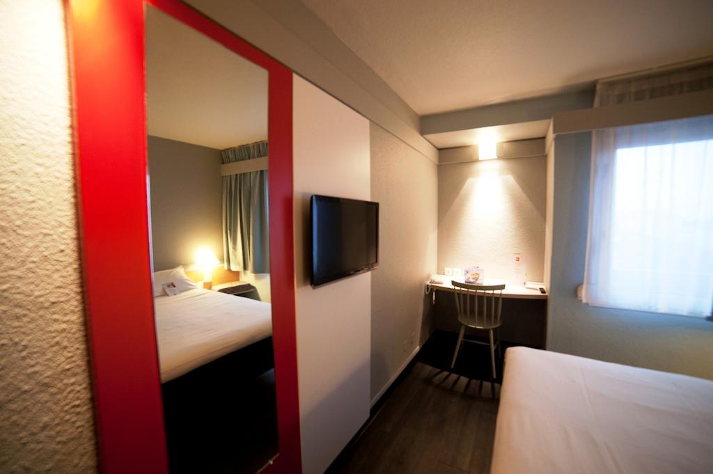 Ibis Agen Centre Gare Hotel Eksteriør billede