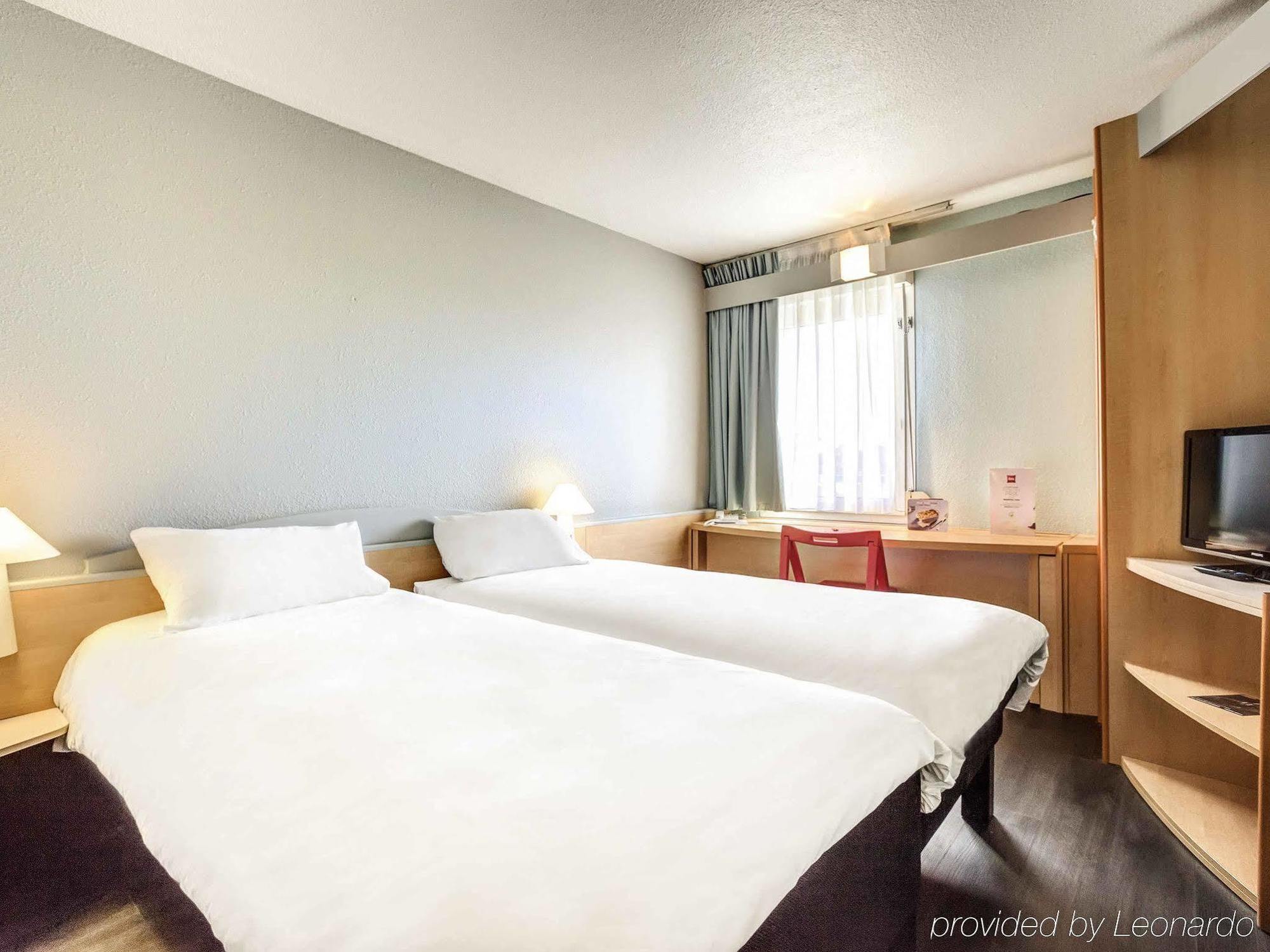 Ibis Agen Centre Gare Hotel Eksteriør billede
